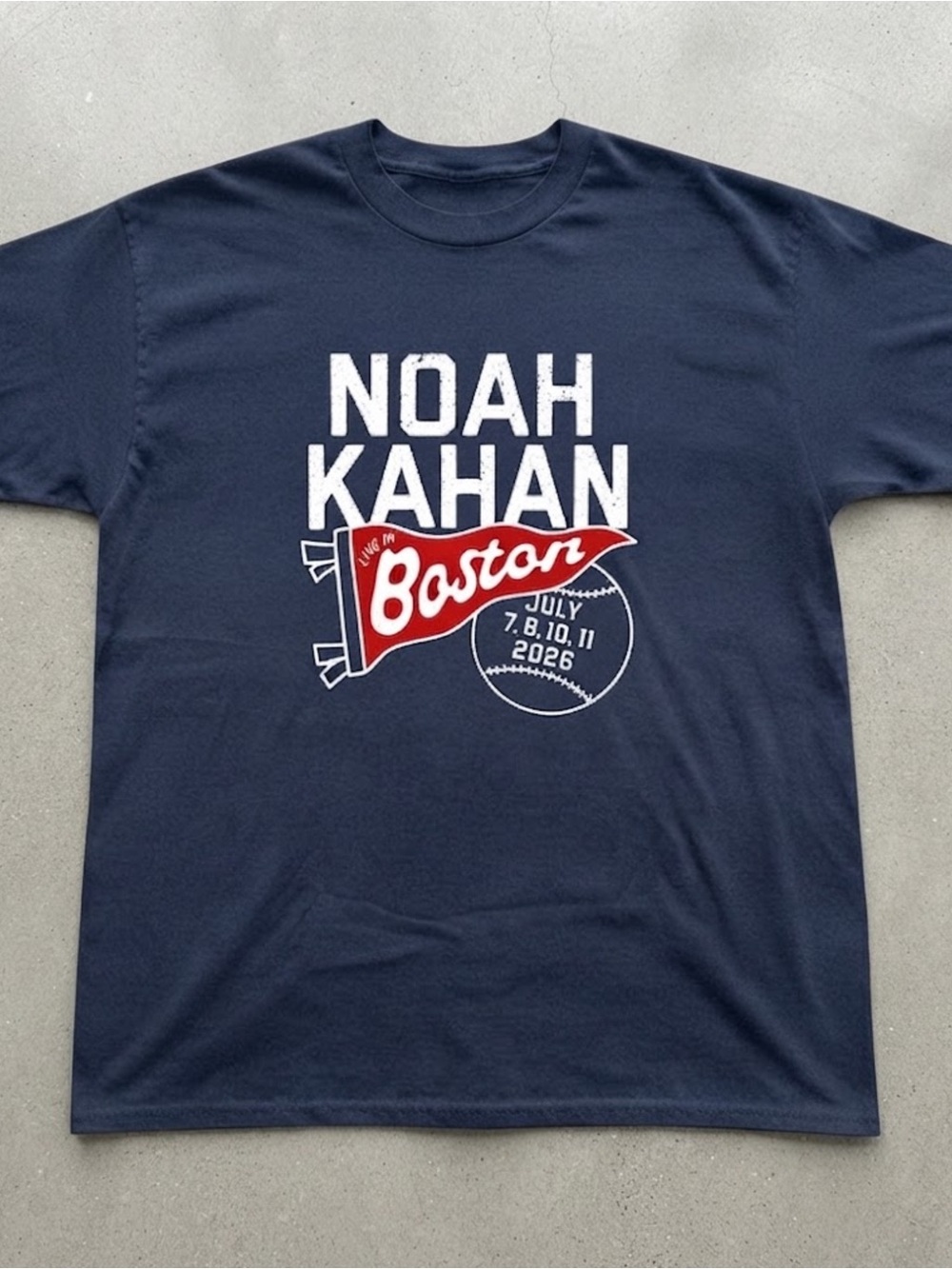 Boston Concert Tour Graphic Gildan T-shirt